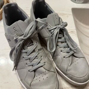 On Running Men's Light Gray Sneakers